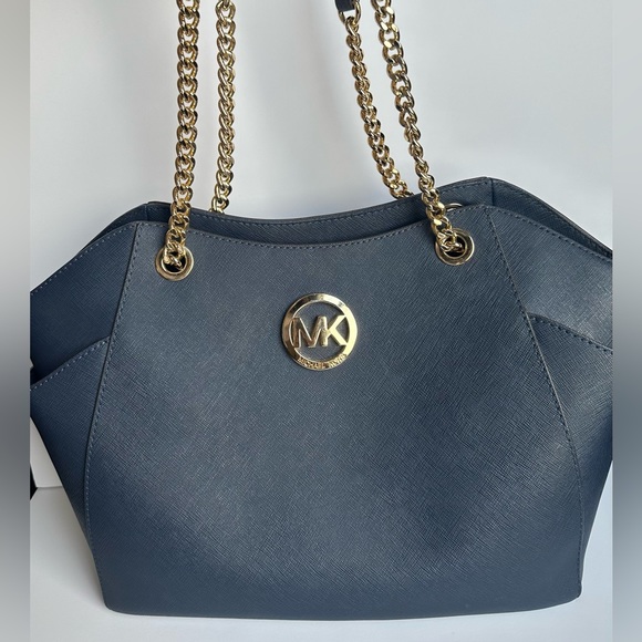 MICHAEL KORS LG CHAIN
SHOULDER TOTE BLUE + WALLET - Picture 10 of 16